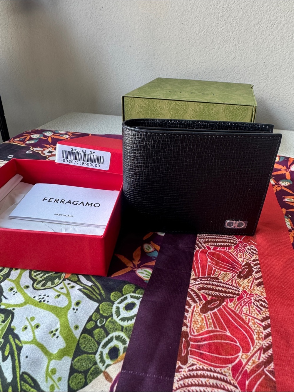 Salvatore Ferragamo Men’s Black Leather Gancini Bifold Wallet New with Box